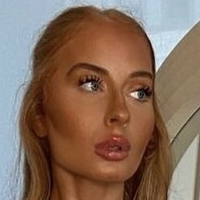 Эбби Голдинг Голая