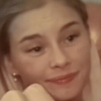 Эбби Лэйкер Голая