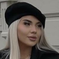 Аделина Далевска Голая