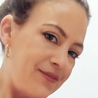 Адриана Томас Голая