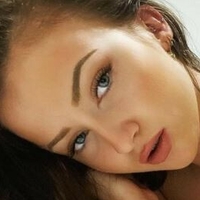 Агат Байёль Голая