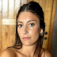 Агус А Голая