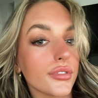 Аланна Голая