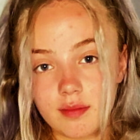 Алис Мэри Джонс Голая