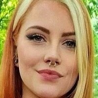 Алисия Лорш Голая