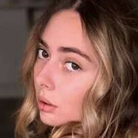 Элиссабруклин Голая