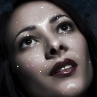 Ана Фальвиус Голая