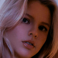 Ана Нокс Голая