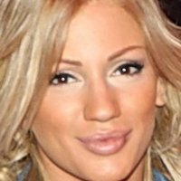Ана Кокич Голая