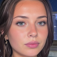 Анна Бби Голая