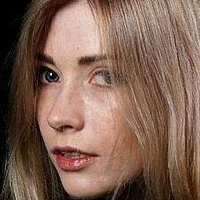 Анна Грабовска Голая