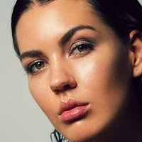 Анна-Леа Менде Голая