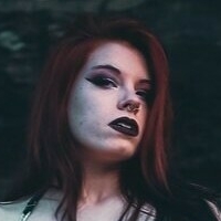 Анни Куинн Голая