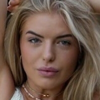 Антония Хеммер Голая