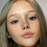 Ариана Грин Голая
