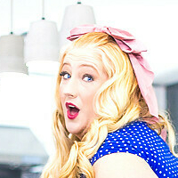 Эшлин Спаркс Голая