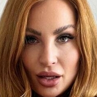 азиатская бикини девушка Голая