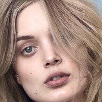 Белла Хиткот Голая
