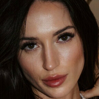 Белла Вонт Голая