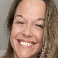 КалиМилф_Снэкс Голая