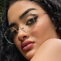 Камилла Кристел Голая