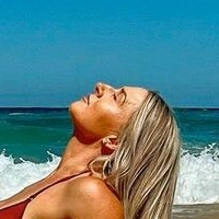Чонтел Саммер Хотвайф Голая