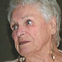 Конни Готьє Голая