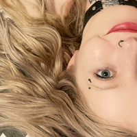 Коемоо Голая