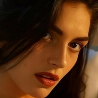 Дэйли Севентин Голая