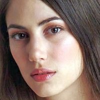 Даниэла Вирцер Голая