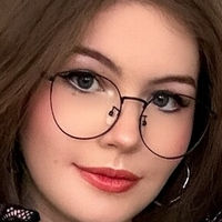 Делли Айла Голая