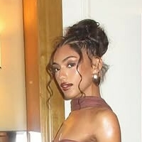 Диор Гудджон Голая