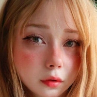 Диована Кёнигсройтер Голая