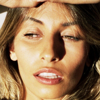 Доминик Элисса Фалуди Голая