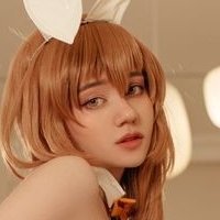 Донна Лоли Голая