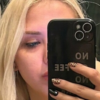 Эджем Хотоглу Голая