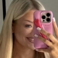 Эдда Элиза Голая