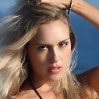 Елена Джоул Голая