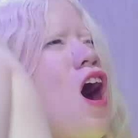 Элиф Блонд Голая