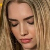 Элиилови Голая