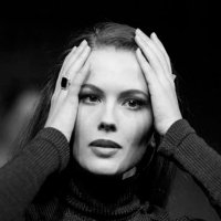 Элин Клингa Голая