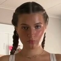 Элла Блю Голая