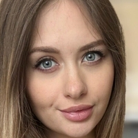 эмикаааа Голая