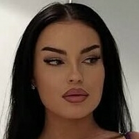 Эмилия Эмджени Голая
