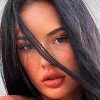 Эмили Меллоу Голая