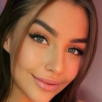 Эмили Миллер Голая