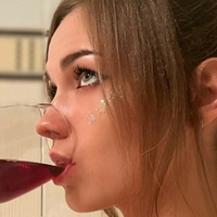 эммапейд Голая