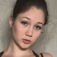 Эмми Софей Голая