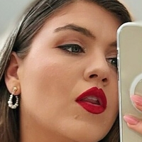 Эсмэ Луиза Джеймс Голая