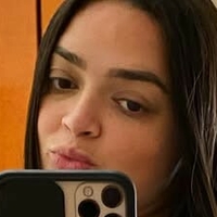 Эстефан Нирибейро Голая